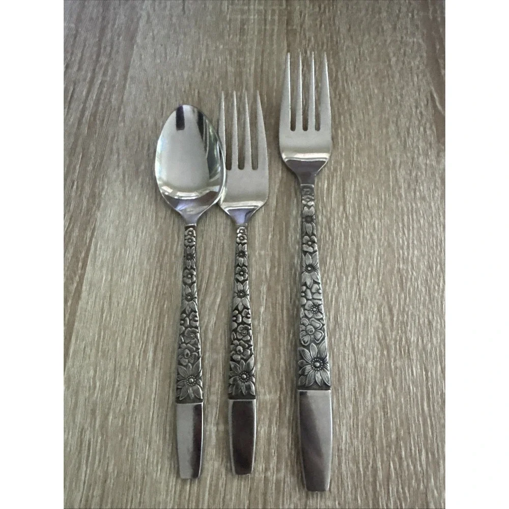 Vintage Spring Lake Japan Stainless Steel Teaspoon Large Fork And Small Fork
